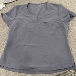 Jaanuu Tuck Scrub Top